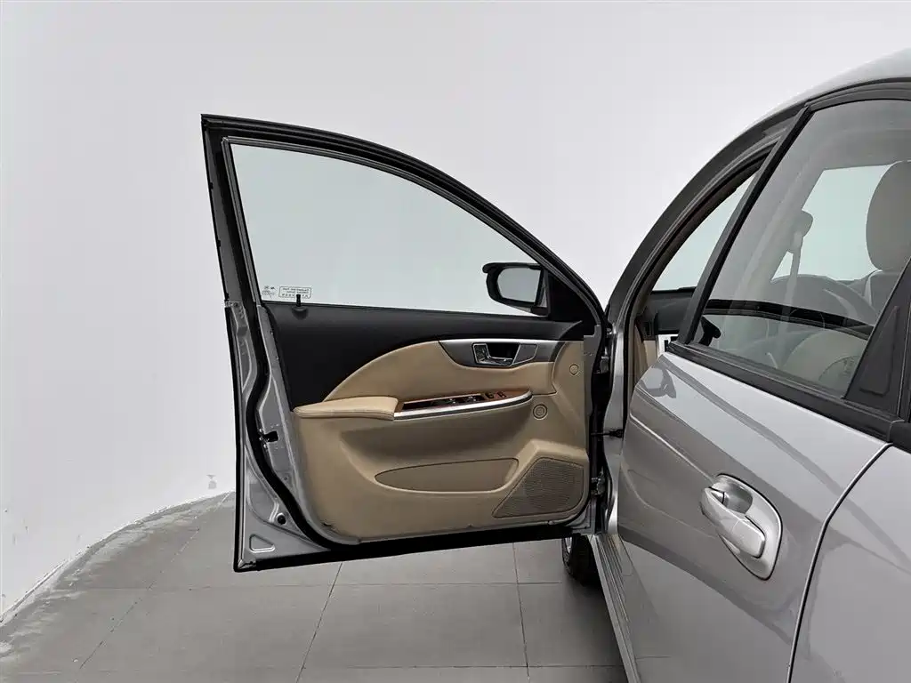 Buick Excelle 2008 1.6LE-MT фото 8