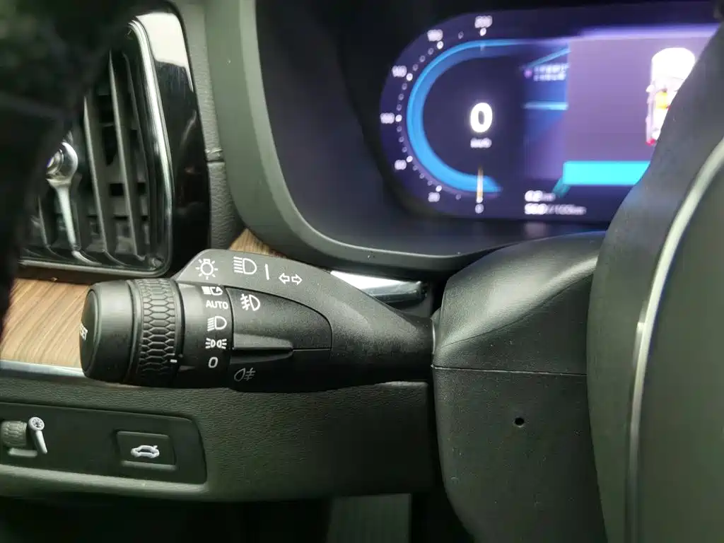 Volvo XC60 2022 B5 AWD Inscription фото 21