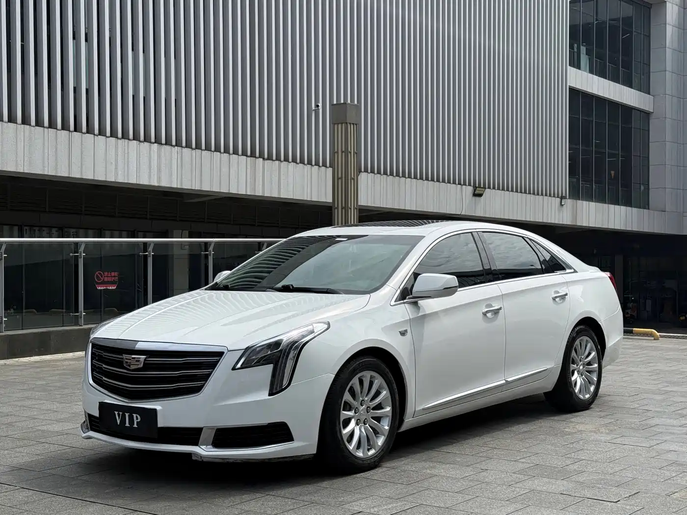 Cadillac XTS 2018 28T Technology