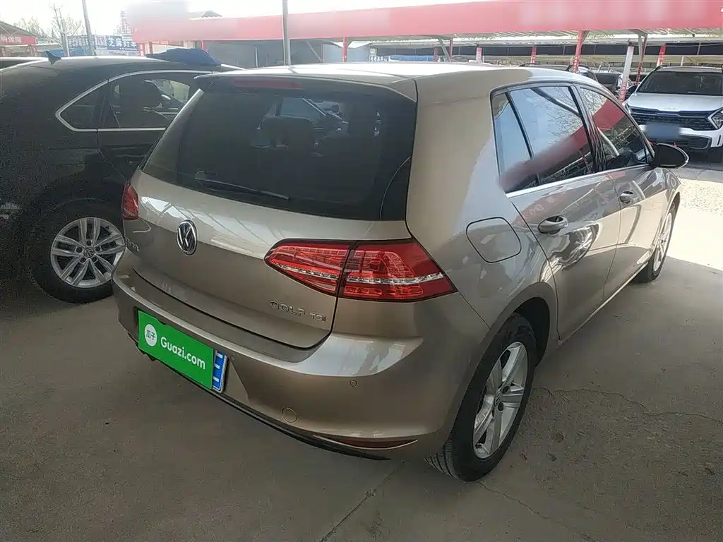 Volkswagen Golf 2015 1.4TSI Automatic Luxury фото 5