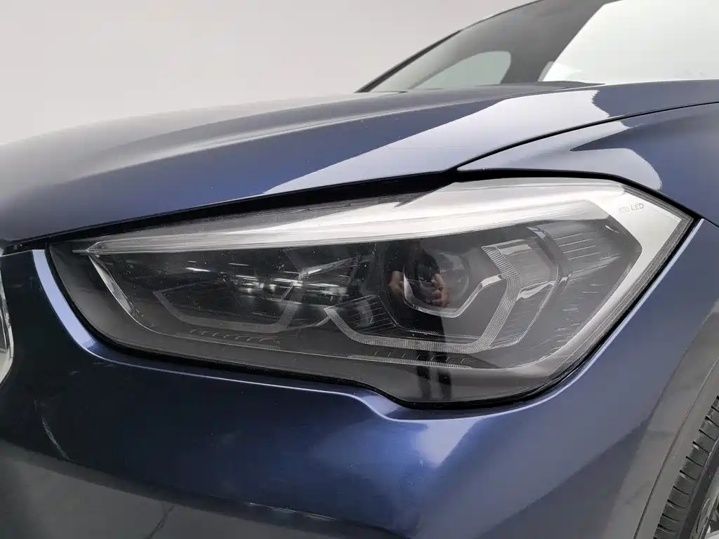 Photo 7 - BMW X1