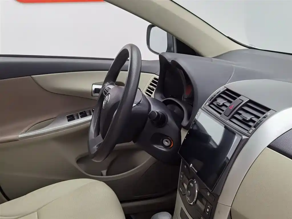 Toyota Corolla 2012 Styling Edition 1.8L CVT GL-i фото 22