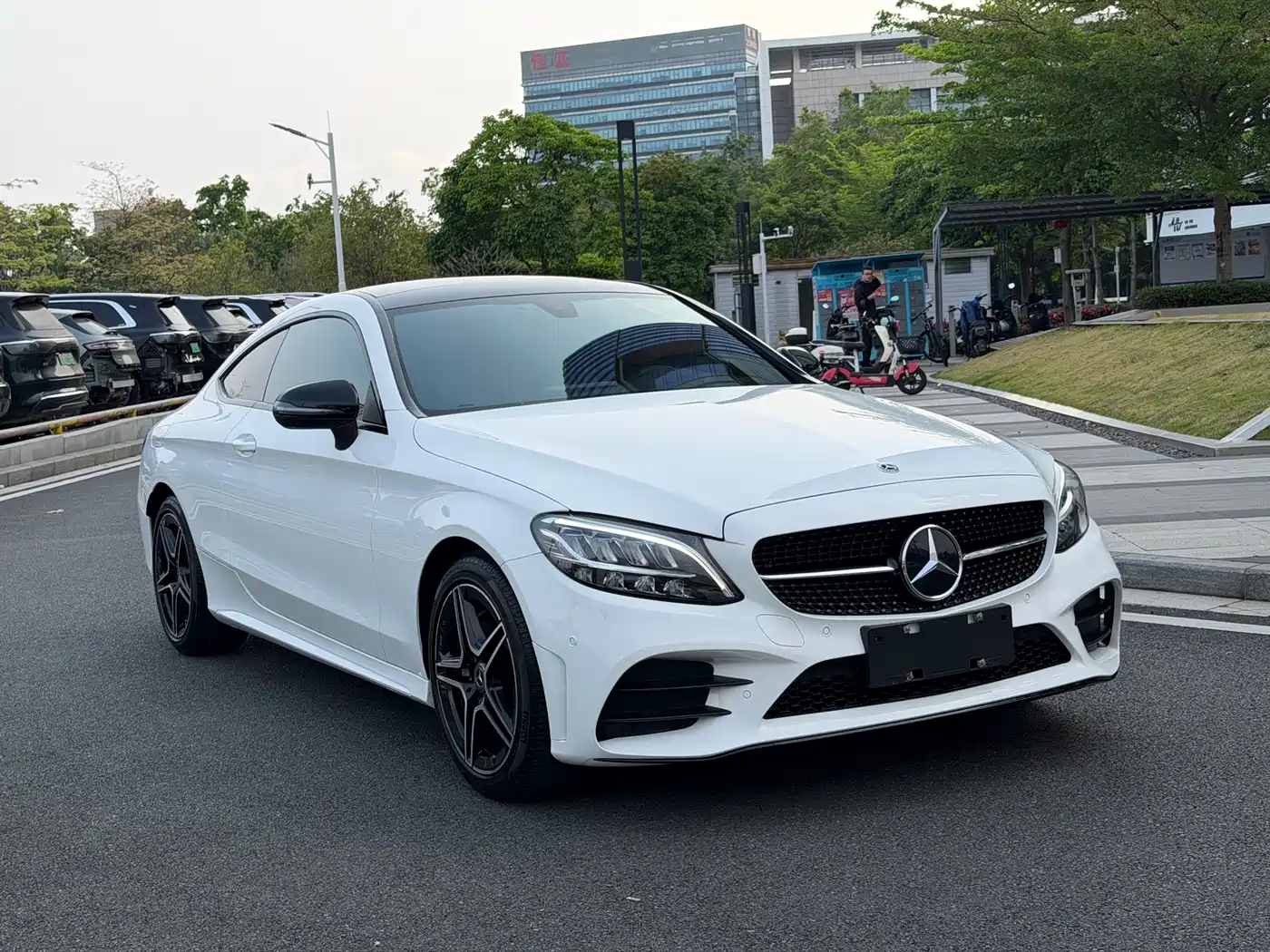 Mercedes-Benz C-Class (Import) 2023 Model C 260 Coupe фото 3