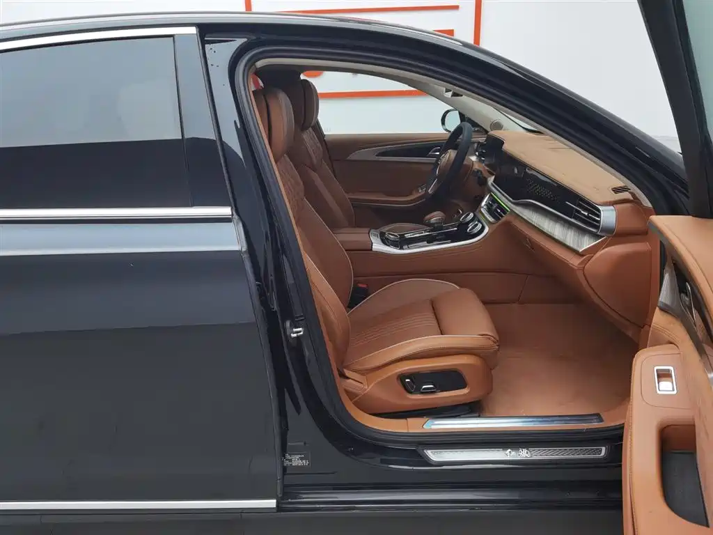 Hongqi H9 2020 2.0T Smart Connection Qi Chang Edition фото 23