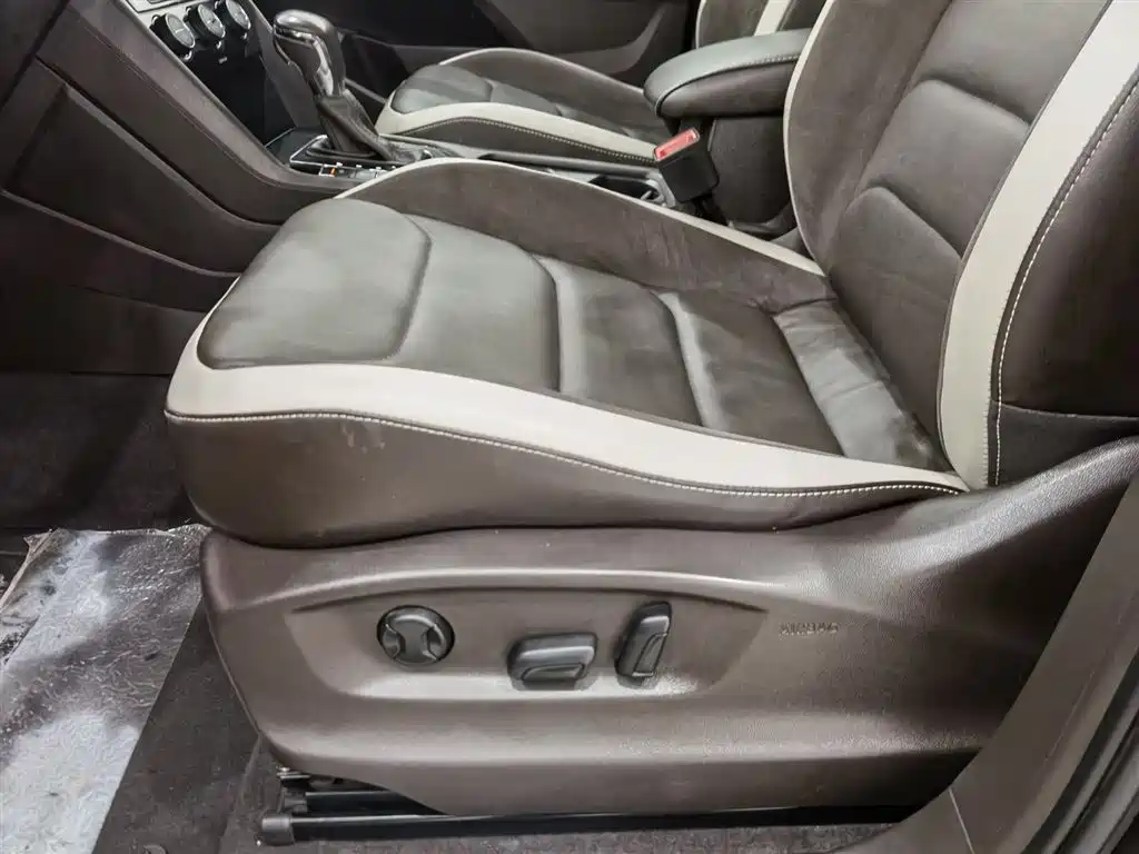 Volkswagen Tiguan L 2017 330TSI Automatic 2WD Luxury Edition фото 20
