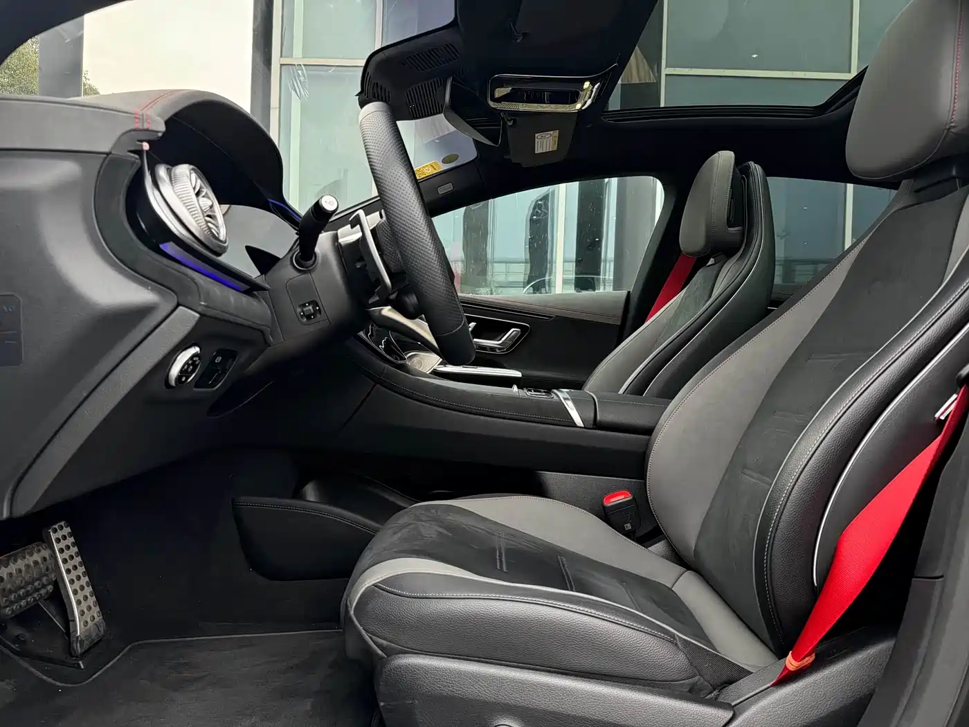 MERCEDES-BENZ EQE AMG