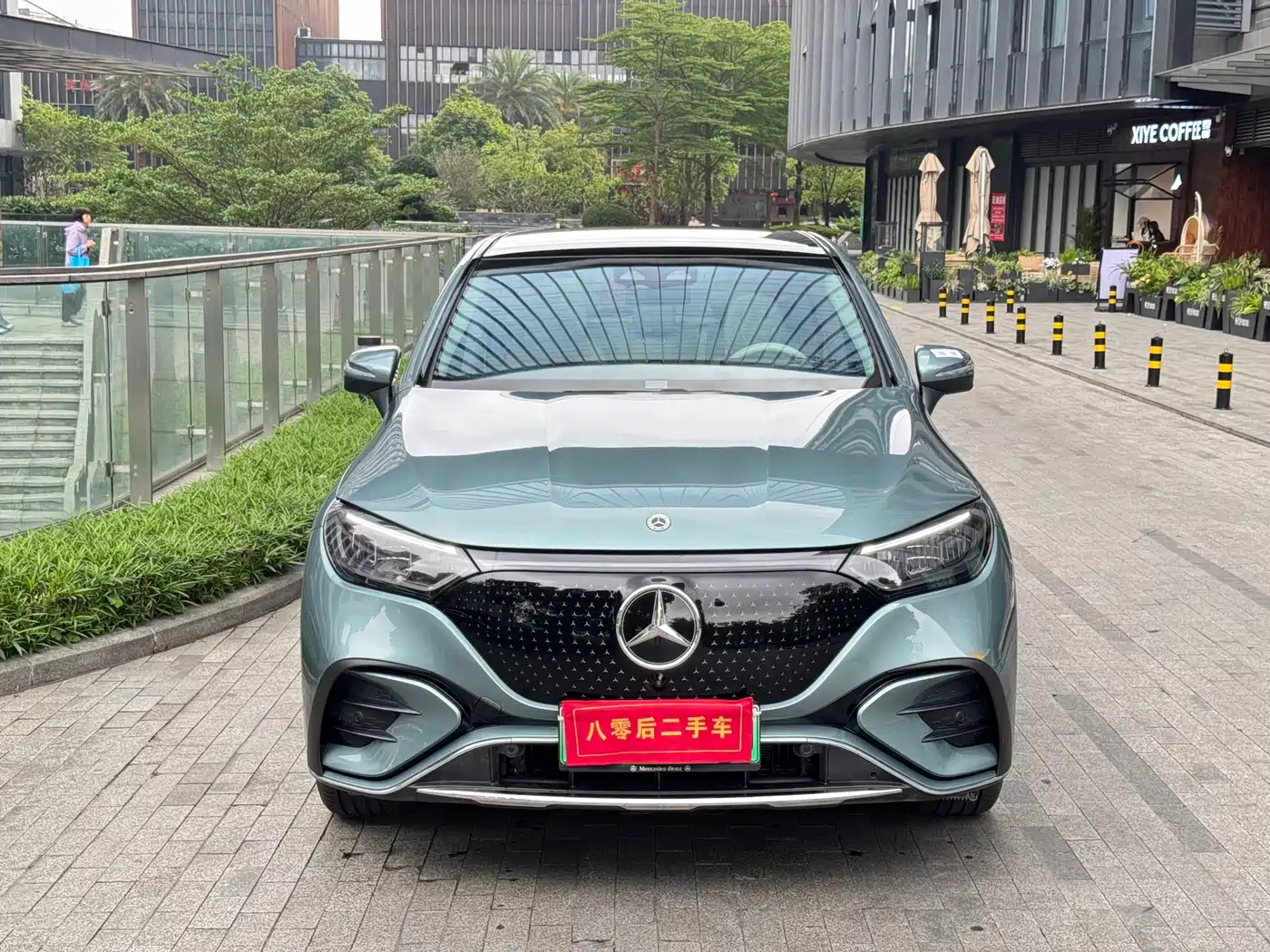 MERCEDES-BENZ EQE SUV