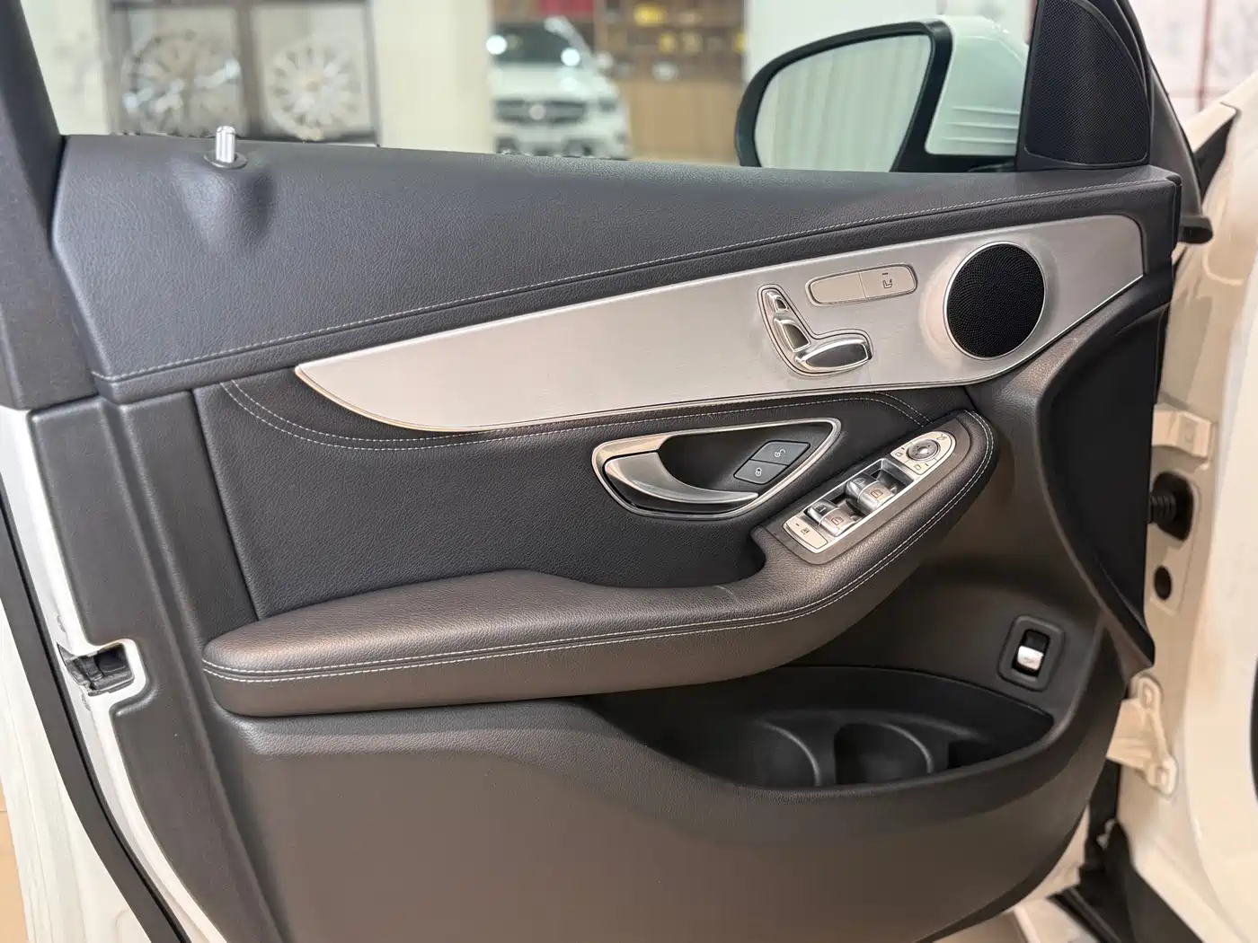 Mercedes-Benz GLC 2020 GLC 260 L 4MATIC Dynamic фото 12