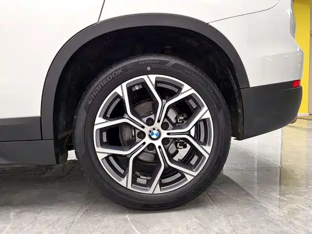 BMW X1 2022 sDrive25Li Leading фото 11