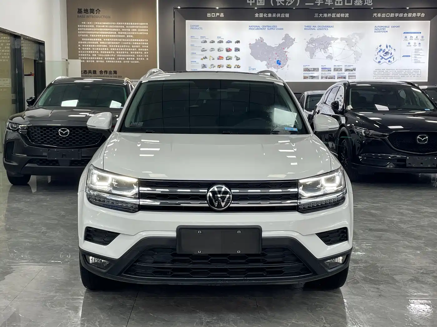 Volkswagen Tharu 2022 280TSI FWD Luxury Edition фото 2