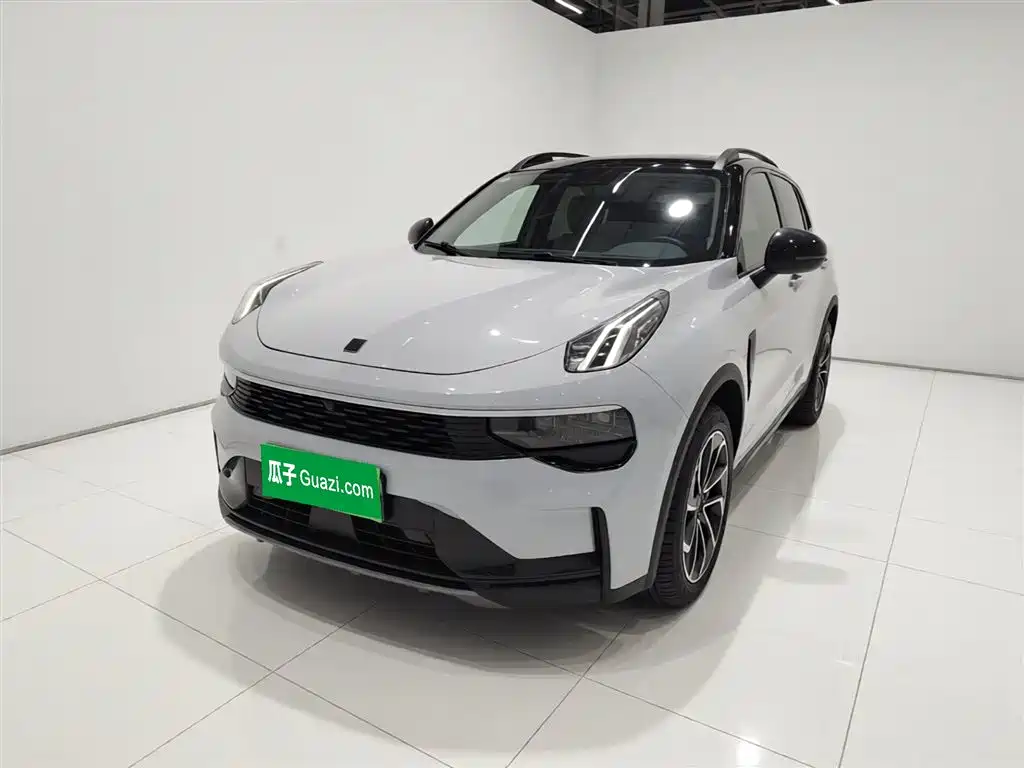 Lynk & Co 01 2023 1.5TD EM-F PM фото 2
