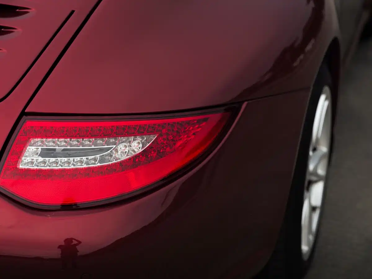 Porsche 911 2010 Carrera 3.6L фото 16