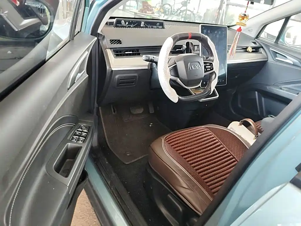 Nezha Auto Nezha V 2022 2022 Standard Range Industry Custom Edition