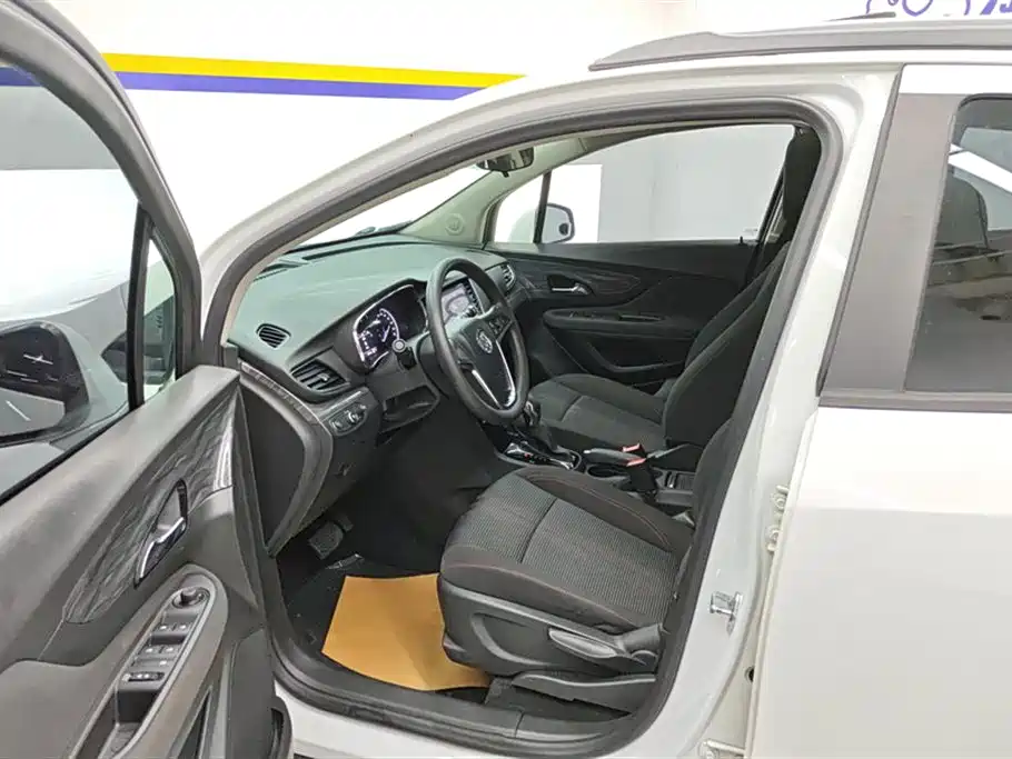 Buick Encore 2017 18T Automatic 2WD Urban Leading фото 9