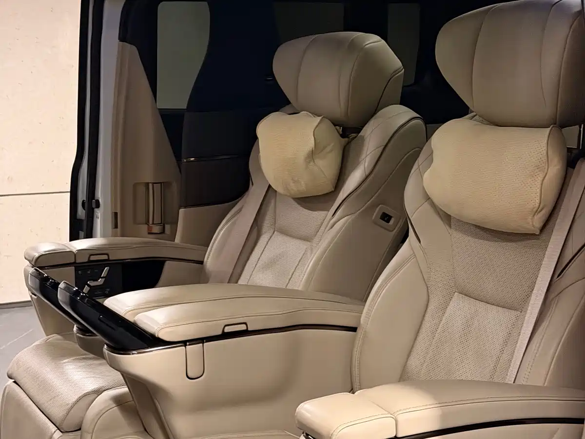 Toyota Alphard 2024 Hybrid 2.5L Ultimate Enjoyment Edition фото 5