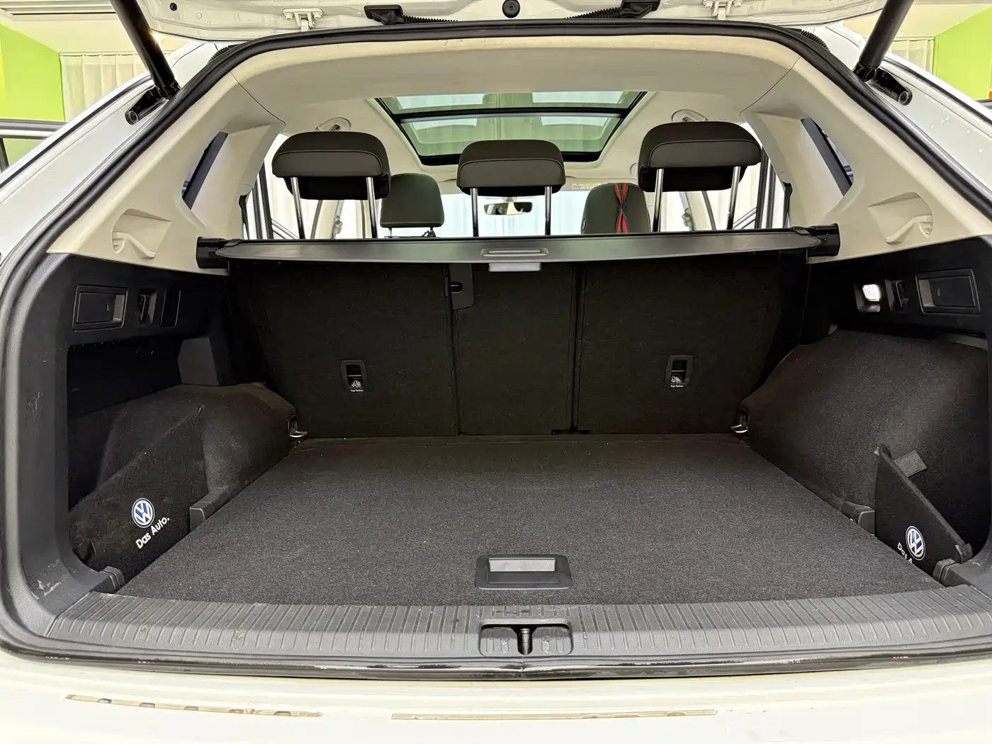 Volkswagen Tayron 2022 280TSI 2WD Luxury Smart Connect Edition фото 11