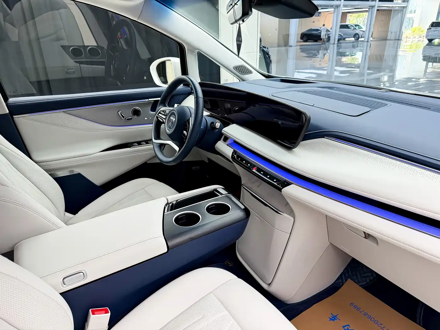 Buick GL8 New Energy 2024 2024 Landglory Luxury Edition 7-Seater