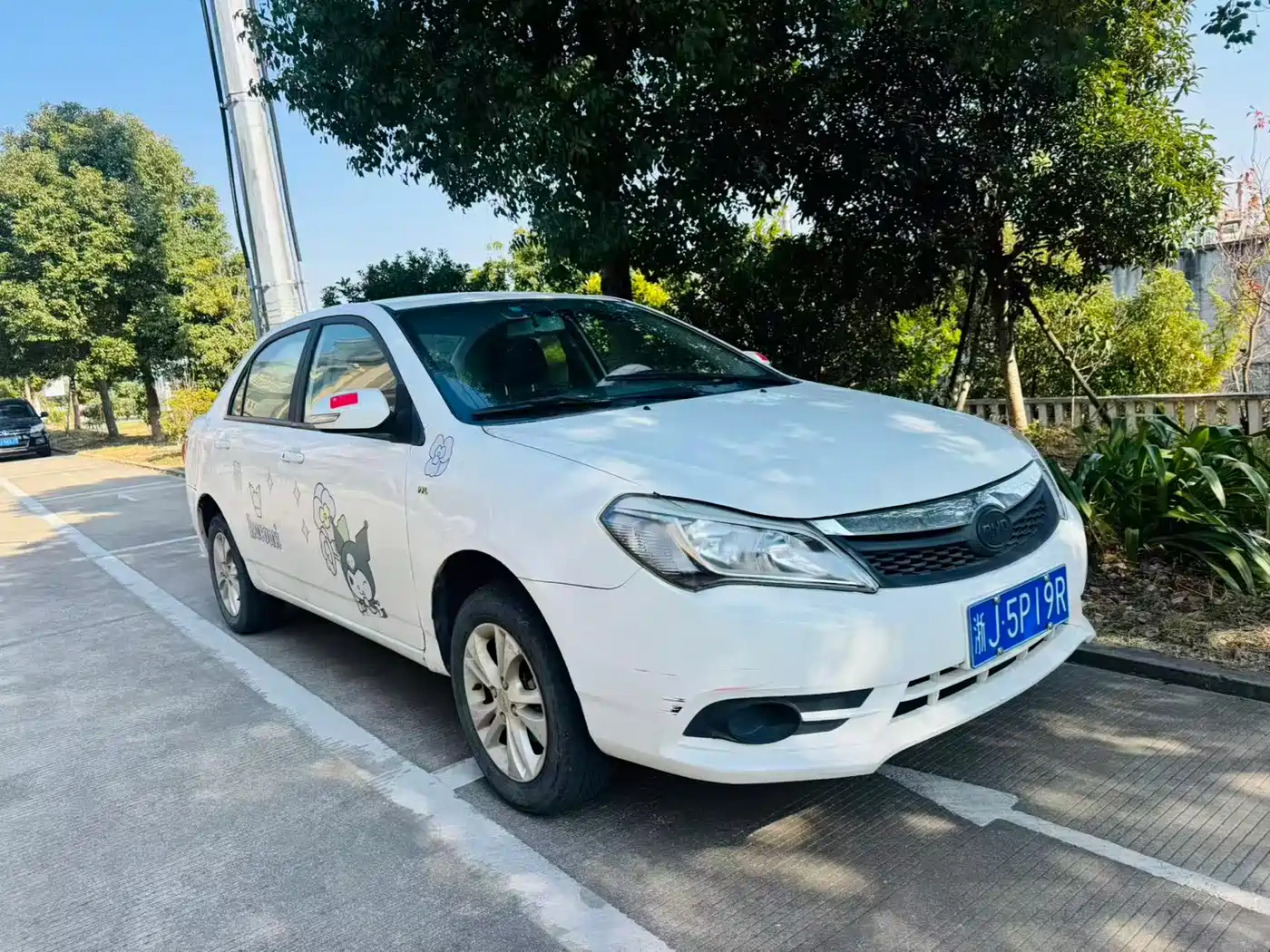 BYD F3 2015 Energy-saving Edition 1.5L Manual Luxury фото 3