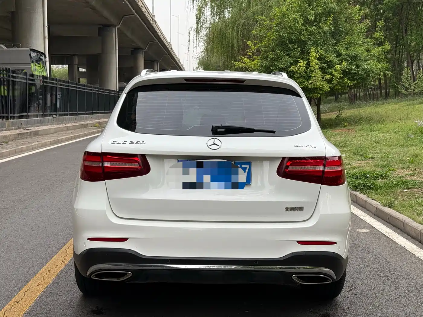 Mercedes-Benz GLC 2016 GLC 260 4MATIC Luxury фото 4