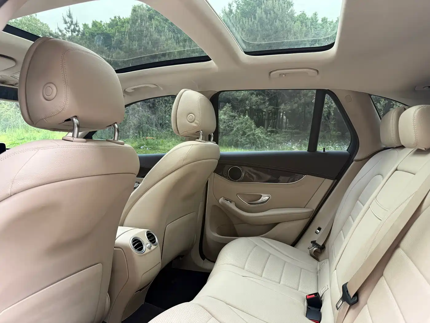 Mercedes-Benz GLC 2016 GLC 260 4MATIC Luxury фото 6