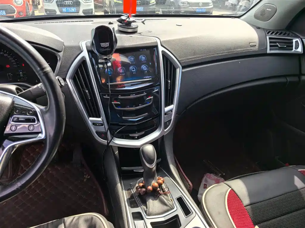Cadillac SRX 2015 3.0L Comfort фото 12