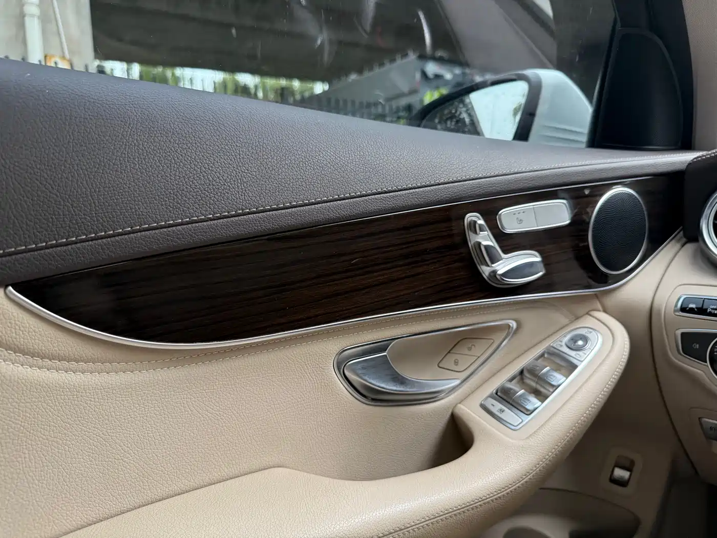 Mercedes-Benz GLC 2016 GLC 260 4MATIC Luxury фото 11