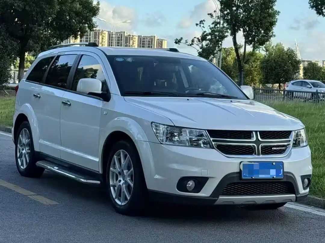 Dodge Journey 2014 2013 Model 2.4L 2WD Premium Edition
