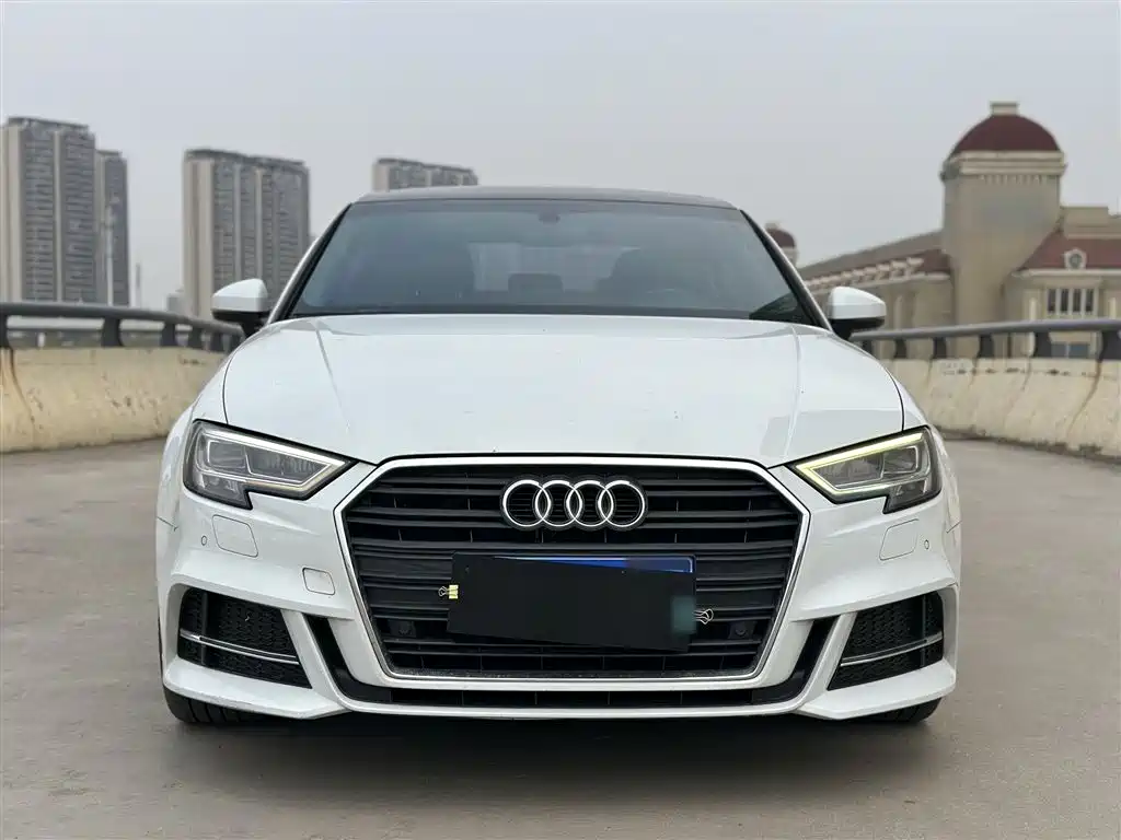 Audi A3 2019 Limousine 35 TFSI Fashion China V фото 10