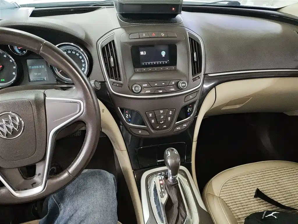 Buick Regal 2015 2.0L Leading Fashion Model фото 7