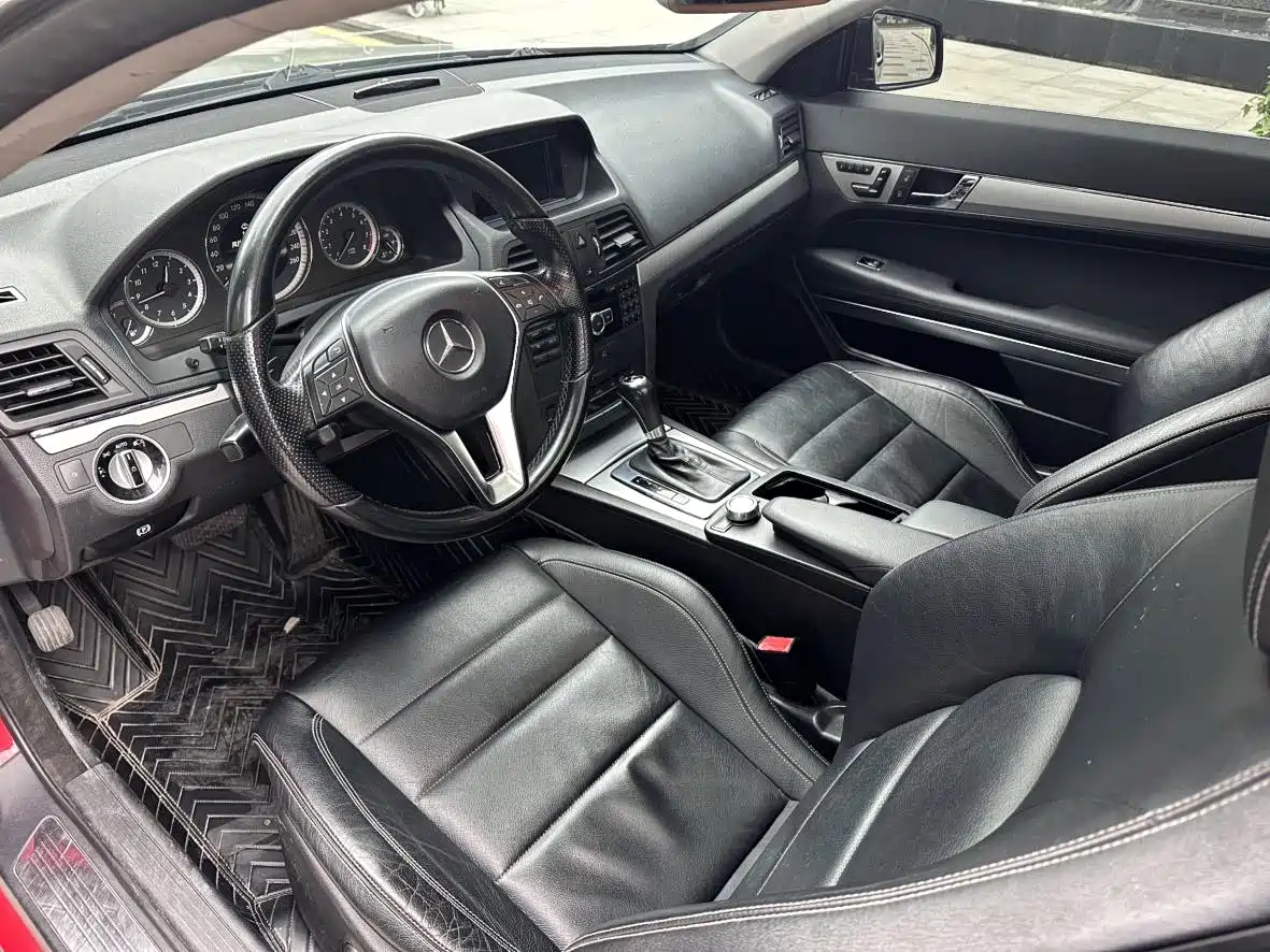 Mercedes-Benz E-Class (Import) 2012 E 200 CGI Coupe фото 7