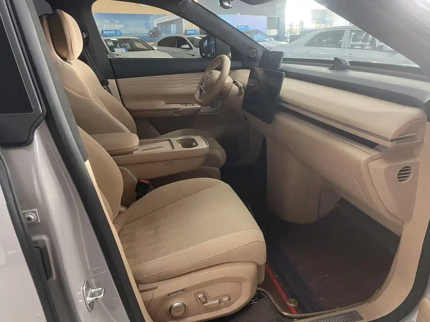 Exeed Exlantix ET 2024 2024 Extended Range 240 Ultra AWD