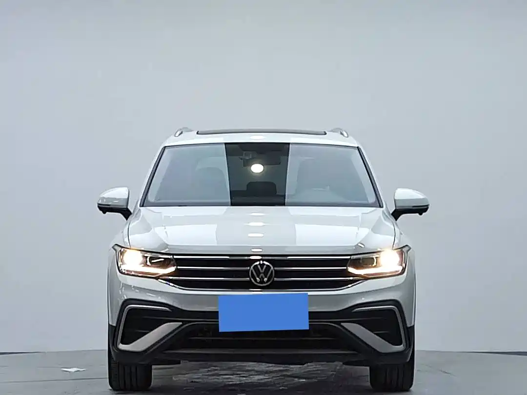 Volkswagen Tiguan L 2023 280TSI 2WD Trend Limited Edition фото 4
