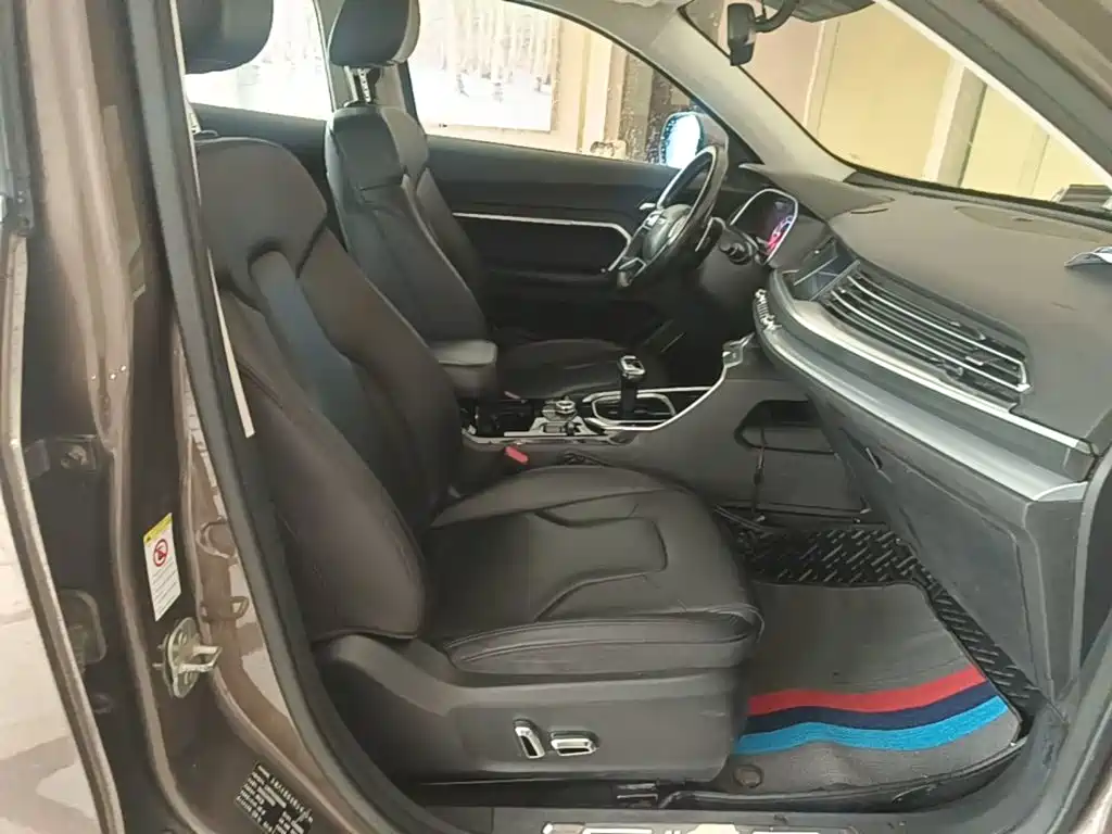 Photo 25 - Haval H6