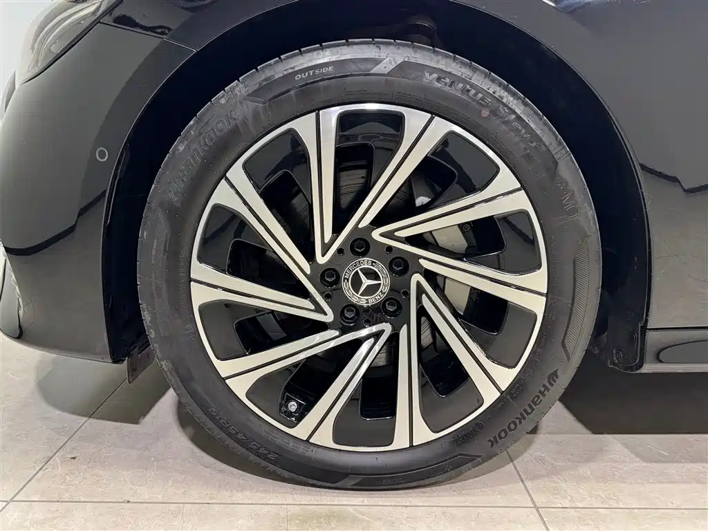 Mercedes-Benz E-Class 2024 Model E 300 L Luxury фото 11
