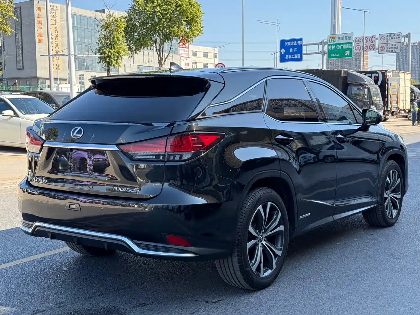 Lexus RX 2020 Facelift 450h AWD Elegance Edition фото 7