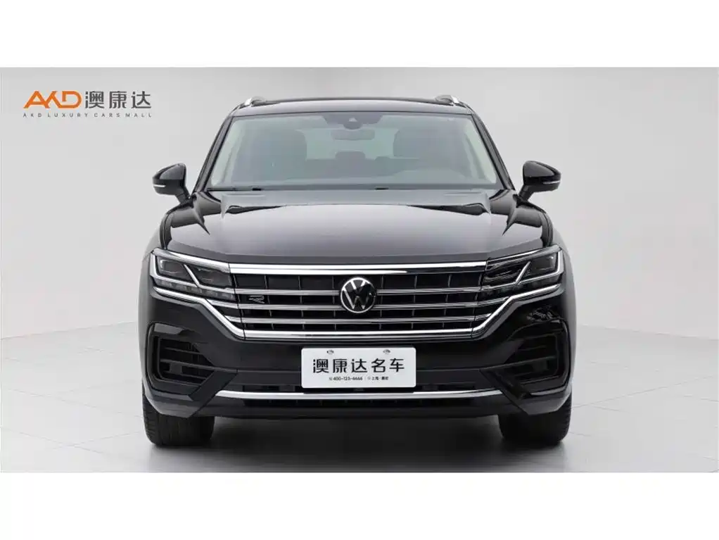 Volkswagen Touareg 2023 3.0TSI R-Line Classic Sports Package фото 2