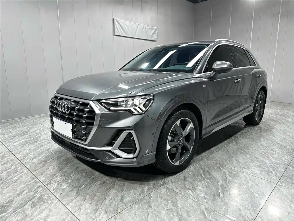 Audi Q3 2022 35 TFSI Fashion Dynamic
