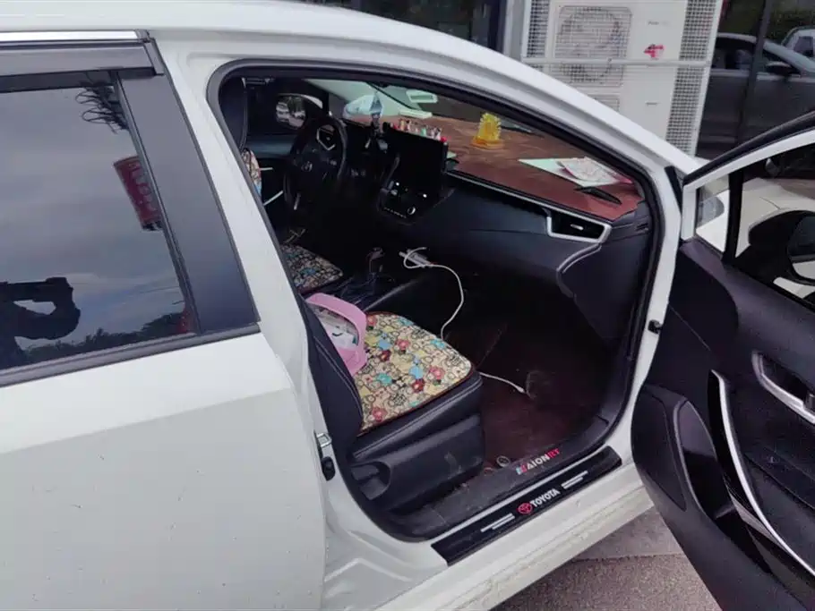 Toyota Corolla 2023 1.8L Smart Hybrid Dual Engine Elite Edition фото 8