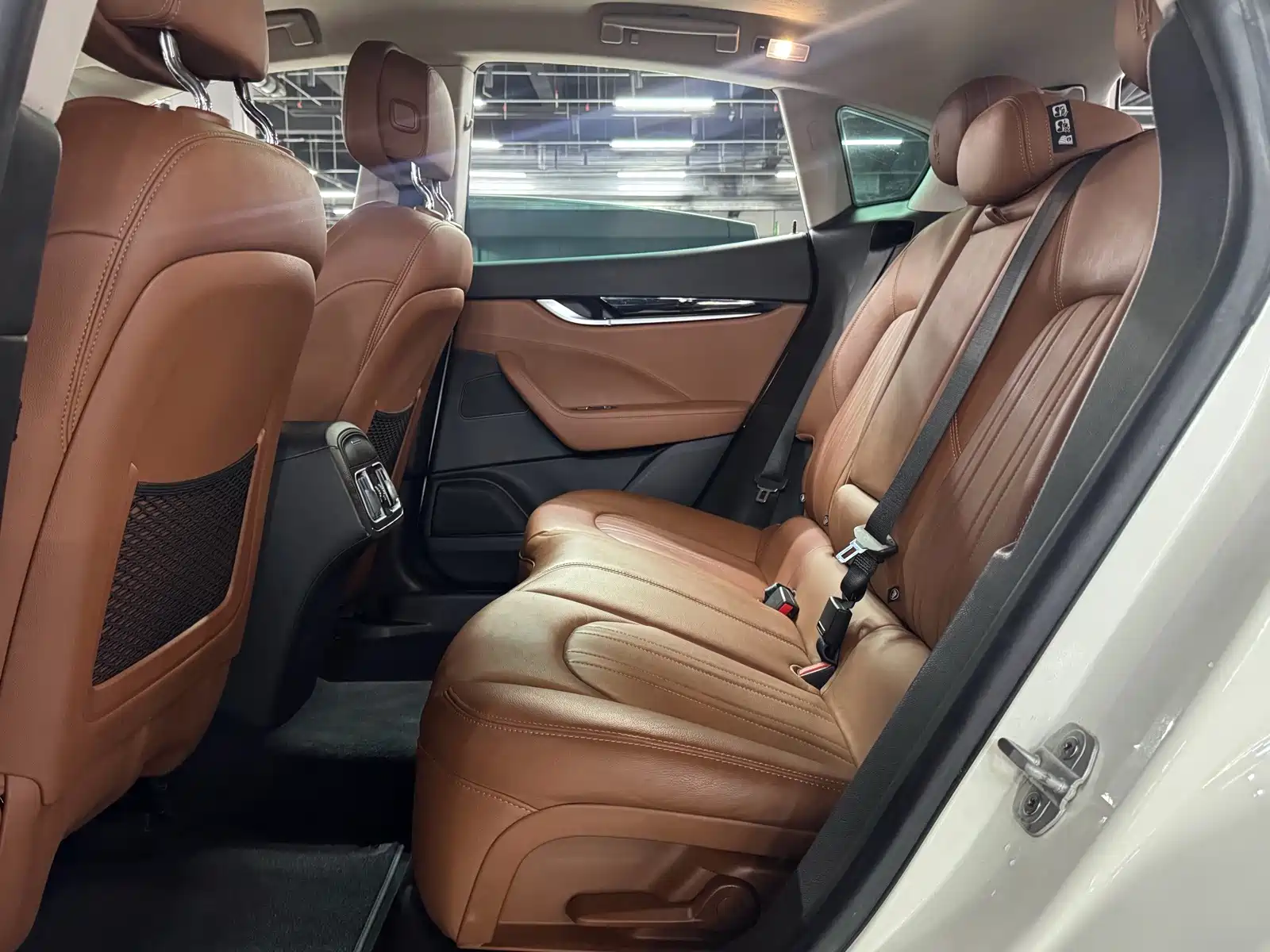 Photo 13 - Maserati Levante