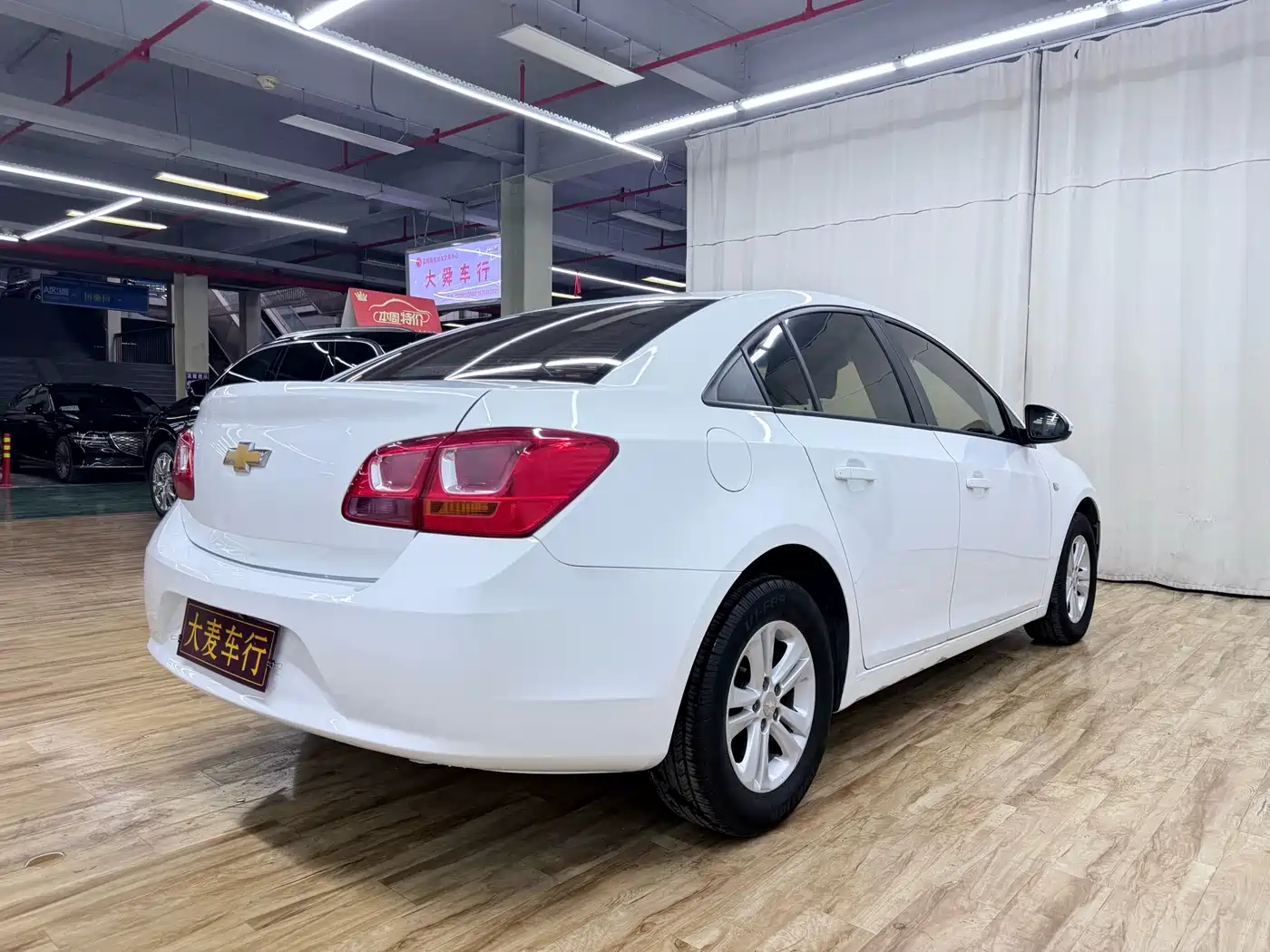 Chevrolet Cruze 2015 1.5L Classic SL MT фото 7