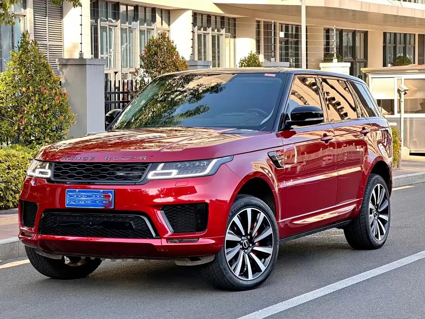 Land Rover Range Rover Sport 2020 3.0 L6 HSE DYNAMIC