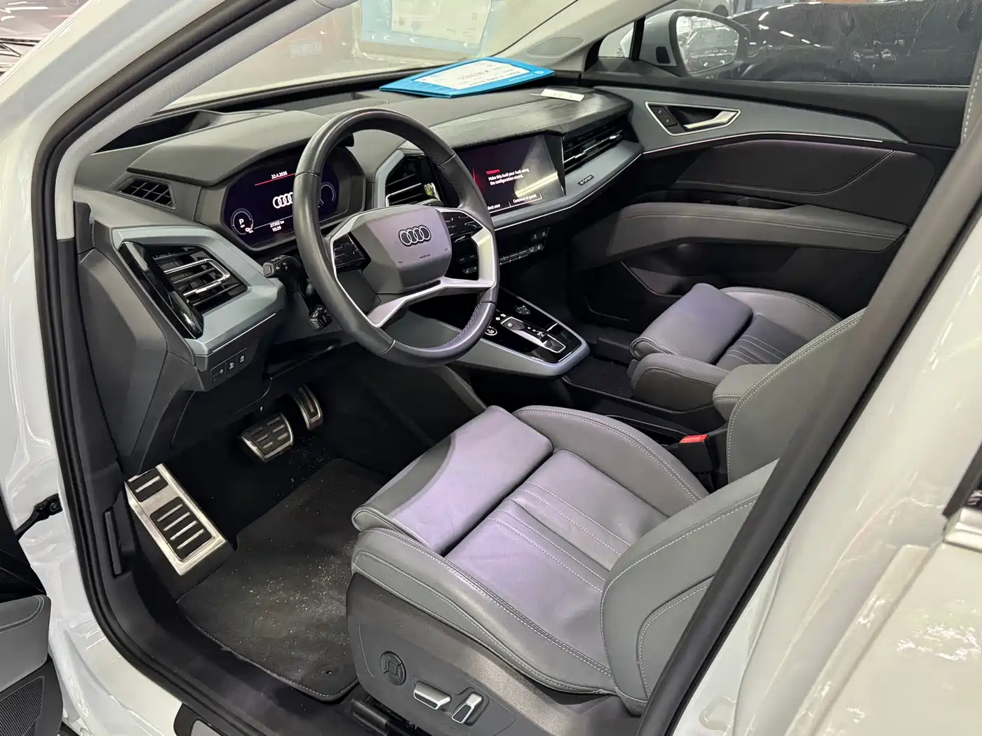 Audi Q5 e-tron 2023 40 e-tron Starlight Edition Brocade Package фото 3