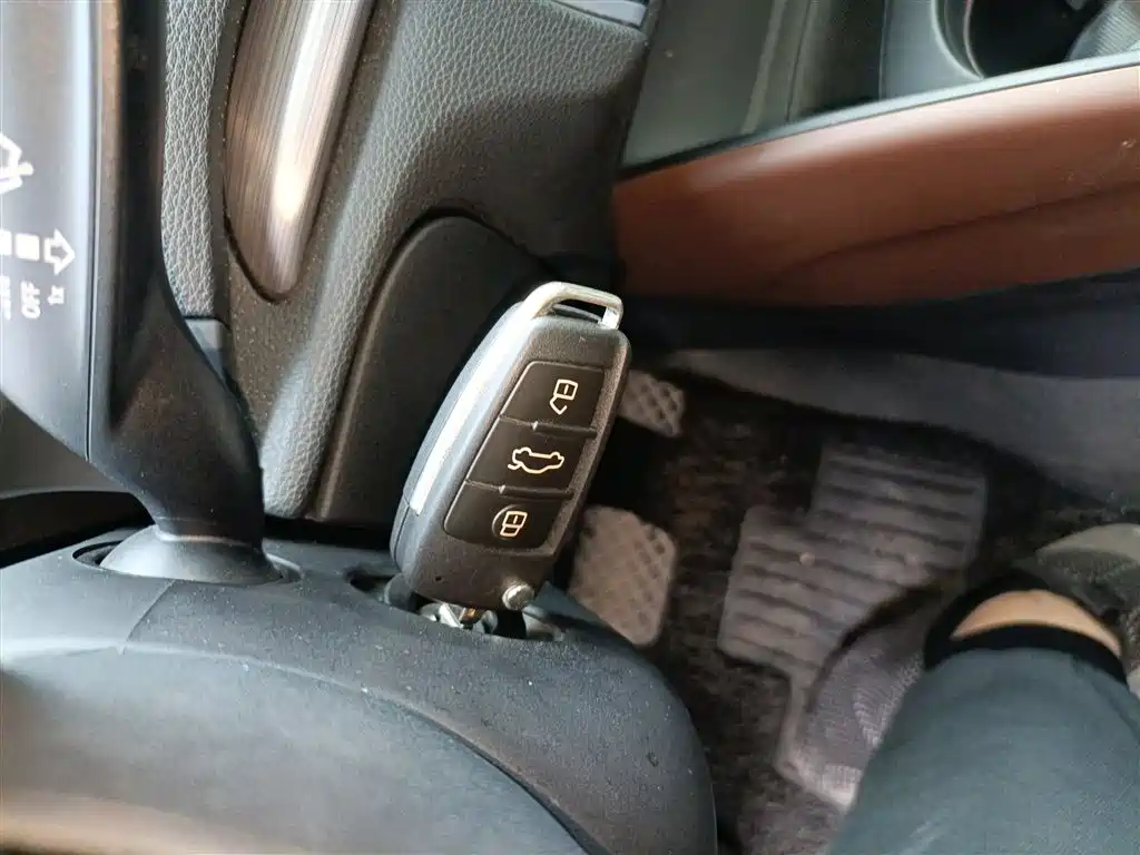 Audi A3 2014 Sportback 35 TFSI Automatic Comfort фото 17