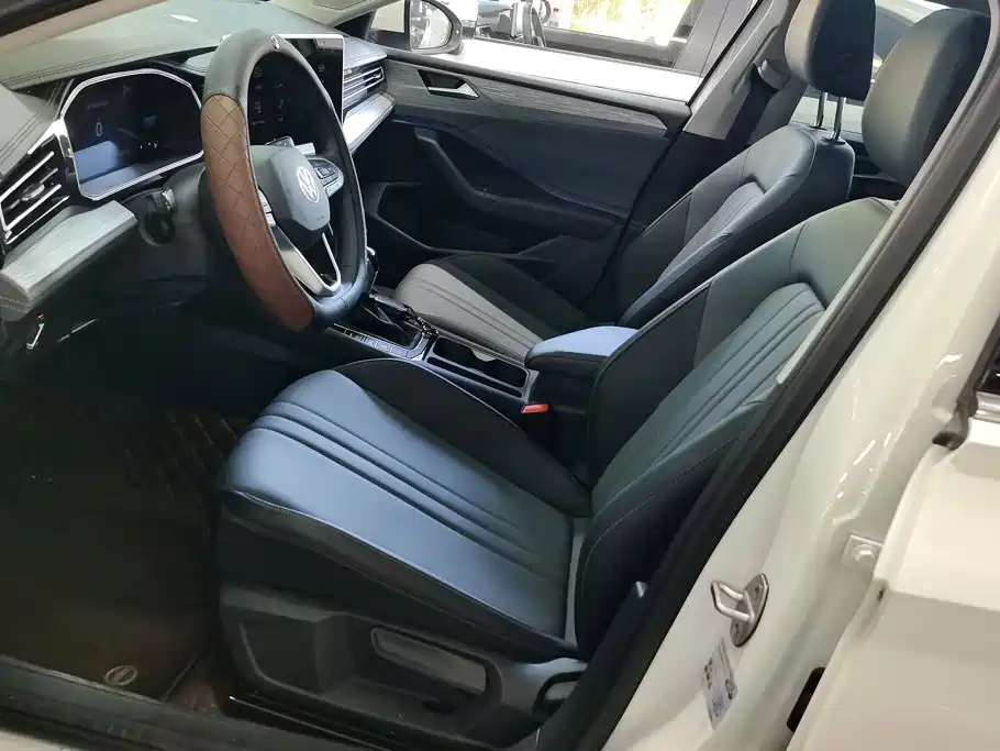 Volkswagen Sagitar 2026 2026 Model 30 Million Special Selection 300TSI DSG Surpass Edition