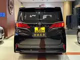 Photo 3 - Toyota Alphard