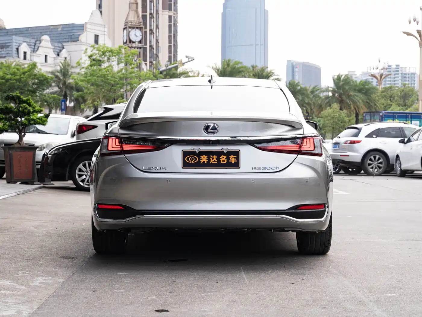 Lexus ES 2018 300h Premium Edition China V фото 5
