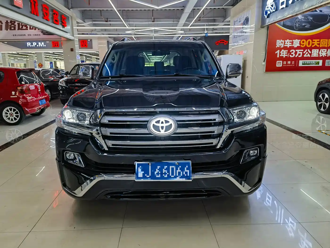 Toyota Land Cruiser (Import) 2016 2015 4.0L V6 Middle East Low Configuration Edition