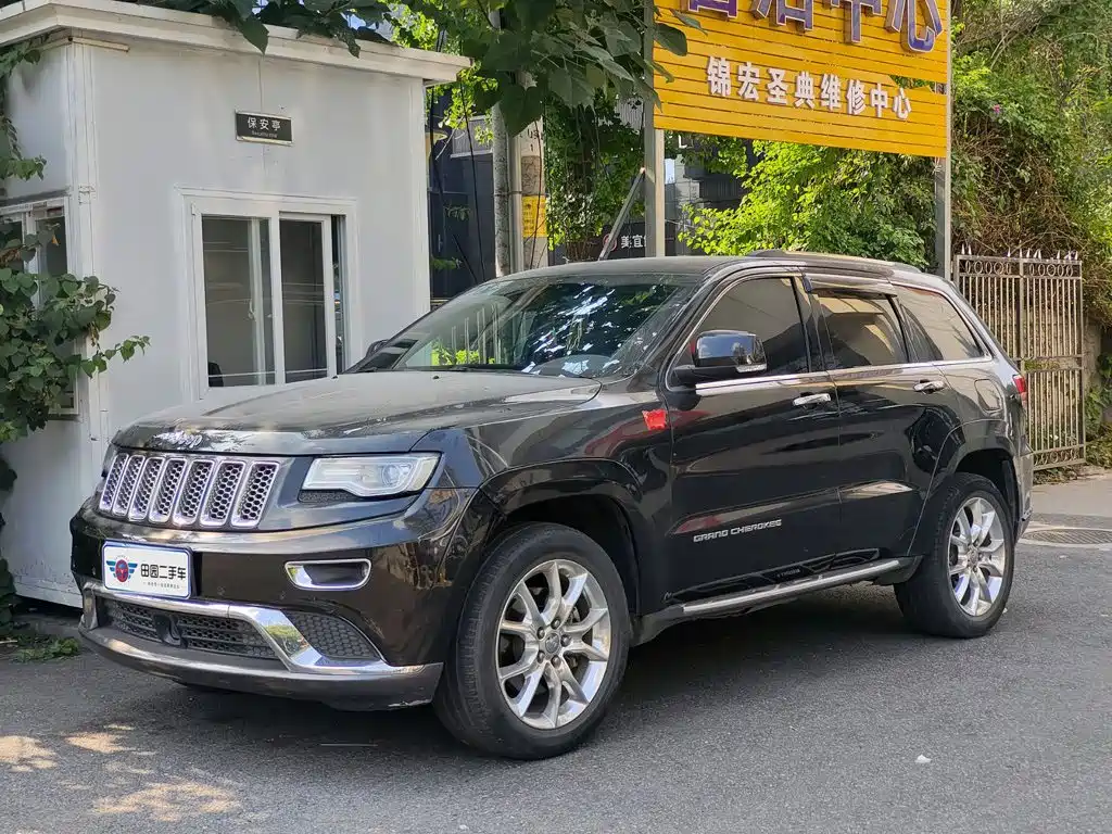 Jeep Grand Cherokee (Import)