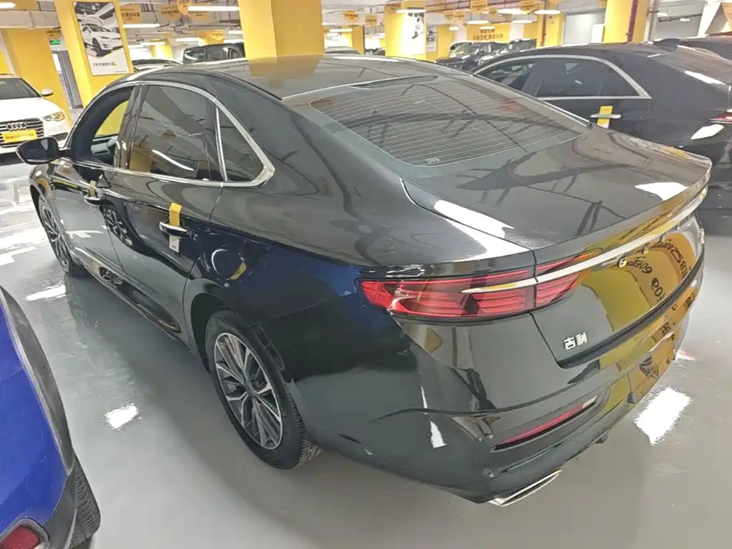 Фото 5 - Geely Preface