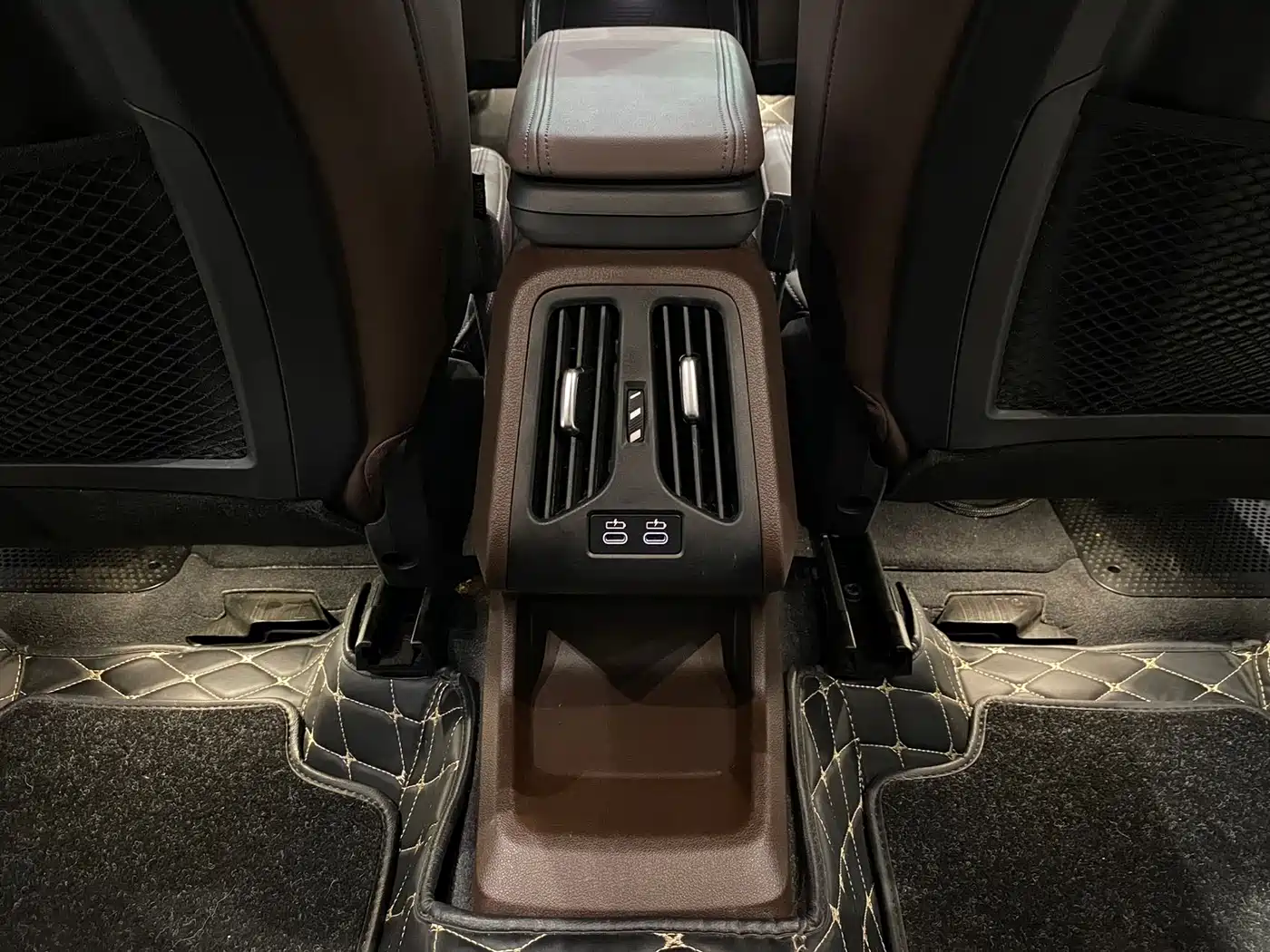 BMW X1 2023 sDrive20Li X Design Package фото 17